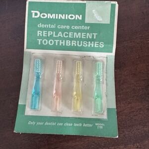 Vintage Dominion Toothbrush  Replacement Heads - Set Of 4 - NEW